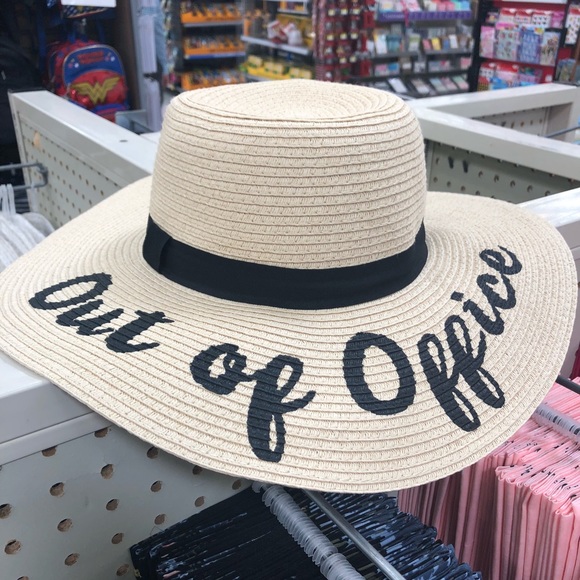 Meet your Posh Ambassador - Picture 4 of 8